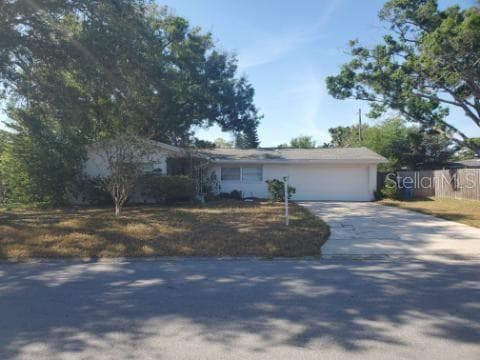 2040 PINE RIDGE DRIVE CLEARWATER, FL 33763