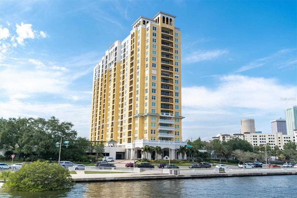 345 BAYSHORE BOULEVARD UNIT 608 TAMPA, FL 33606