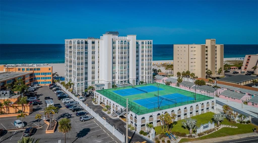 4950 GULF BOULEVARD UNIT 704 ST PETE BEACH, FL 33706
