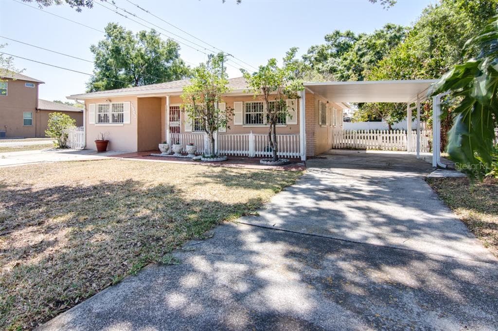 3902 W CASS STREET TAMPA, FL 33609
