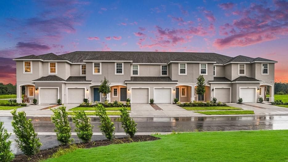 2389 PARAVANE WAY WESLEY CHAPEL, FL 33543