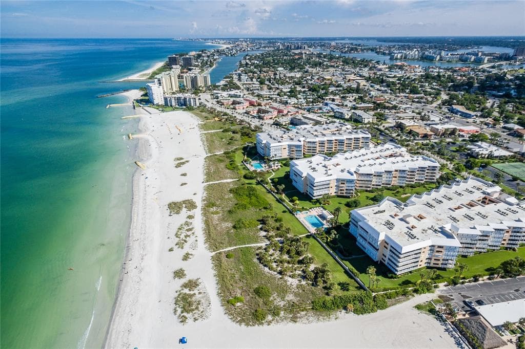 6600 SUNSET WAY UNIT 420 ST PETE BEACH, FL 33706