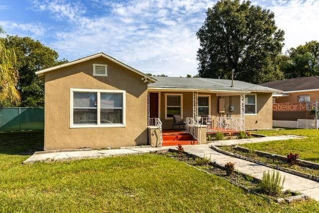 8523 N MULBERRY STREET TAMPA, FL 33604