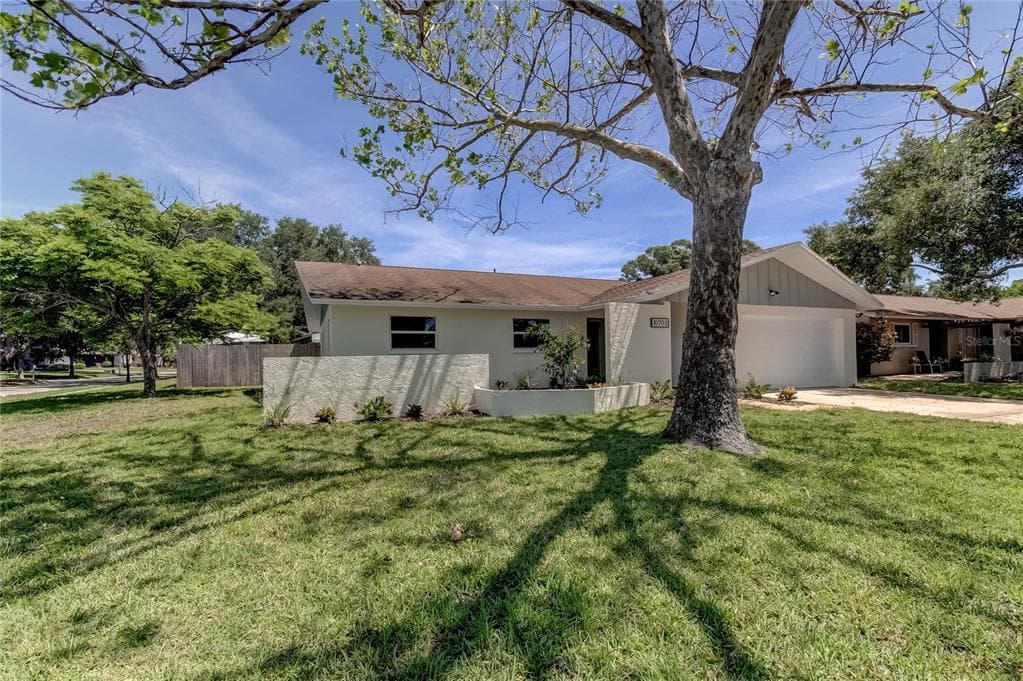 10703 DEL PRADO DRIVE W