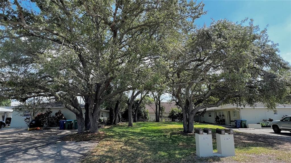 2267 & 2273 NORMAN DRIVE