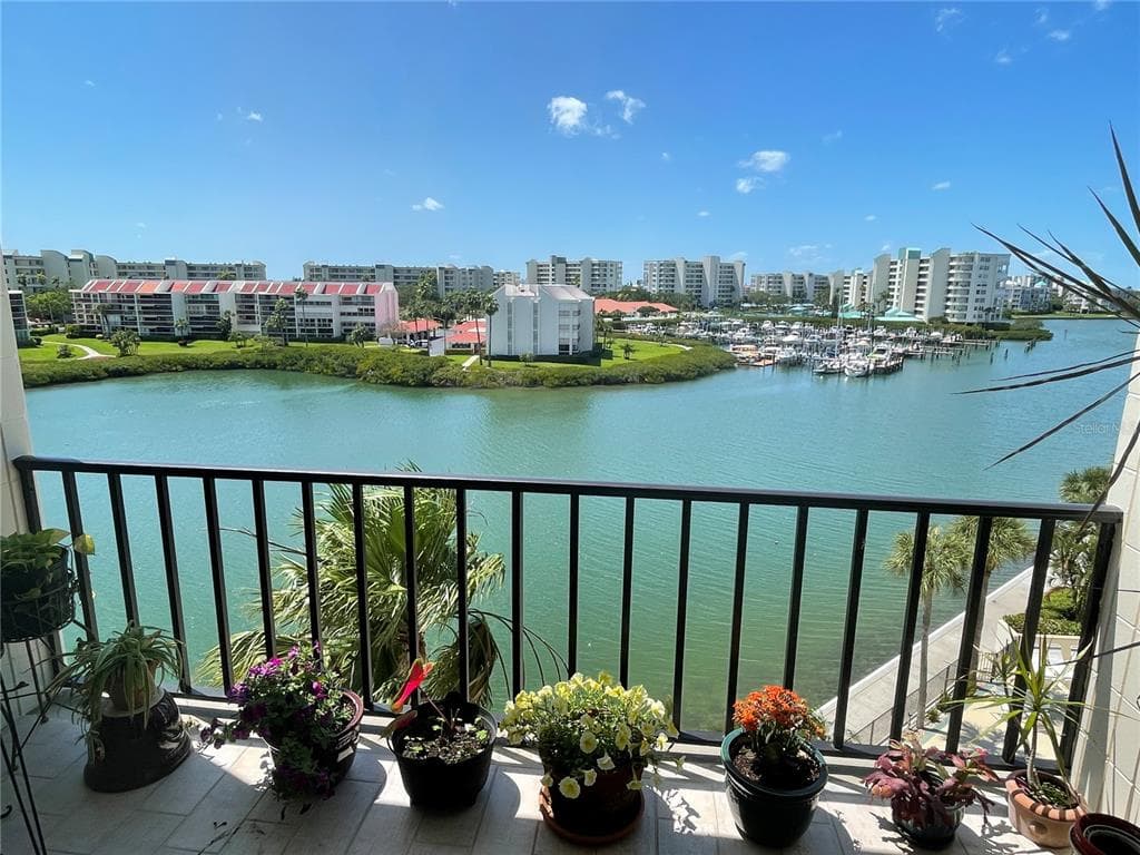 7400 SUN ISLAND DRIVE S UNIT 602