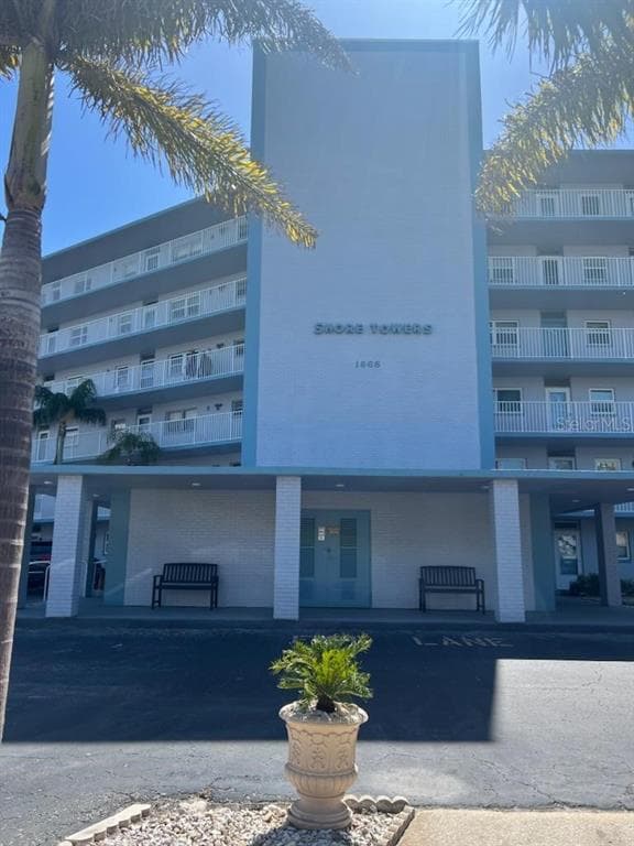 1868 SHORE DRIVE S UNIT 211