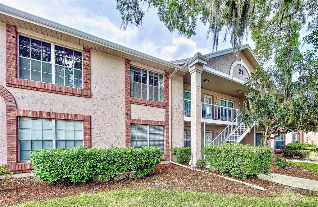 4920 MYRTLE OAK DRIVE UNIT 24