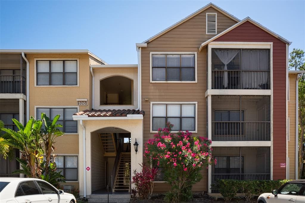 11901 4TH STREET N UNIT 1106