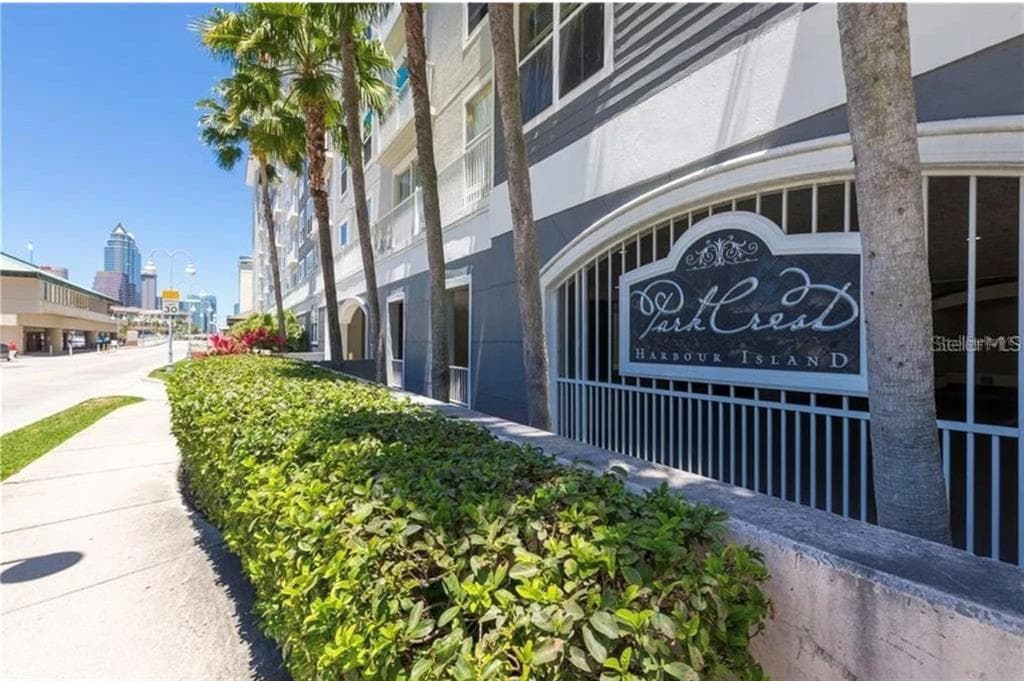 700 S HARBOUR ISLAND BOULEVARD UNIT 843