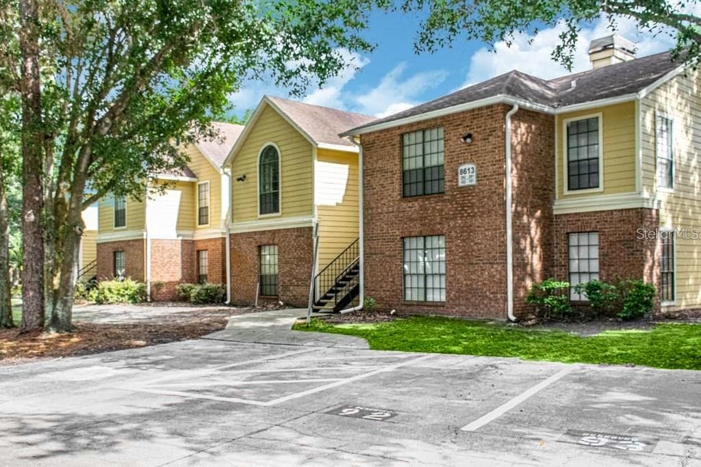 8613 MALLARD RESERVE DRIVE UNIT 202 Furnished TAMPA, FL 33614