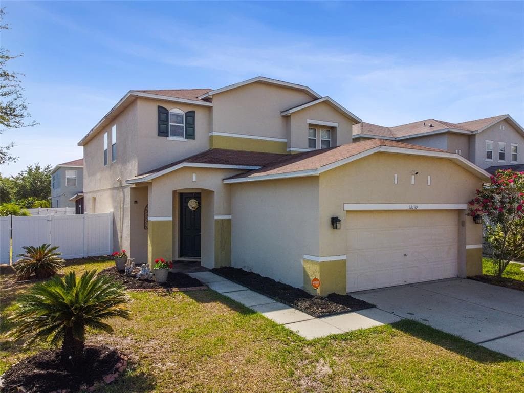 12139 FOX BLOOM AVENUE