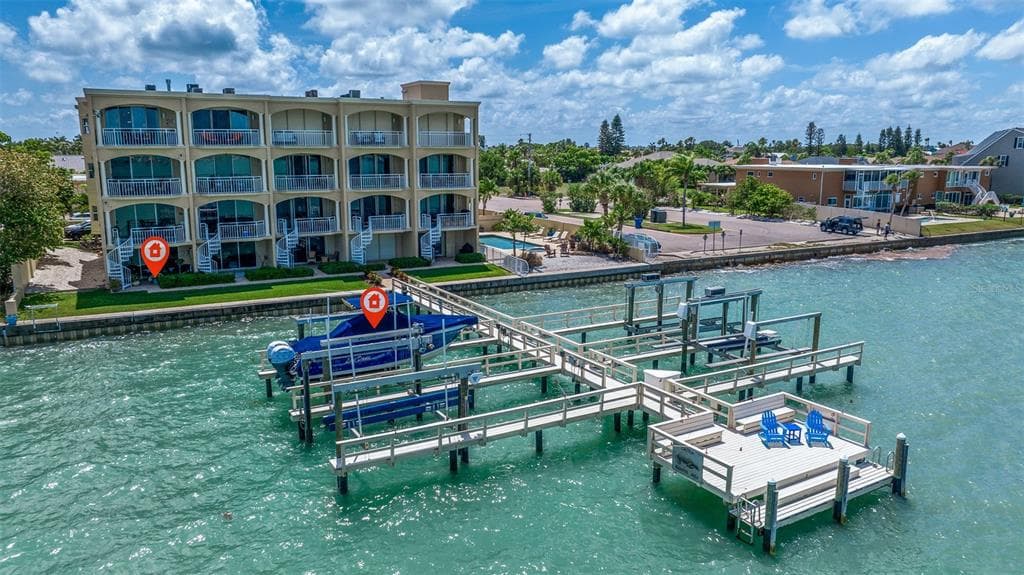 330 8TH AVENUE N UNIT 5