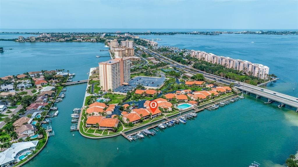 4750 BRITTANY DRIVE S UNIT 124 ST PETERSBURG, FL 33715
