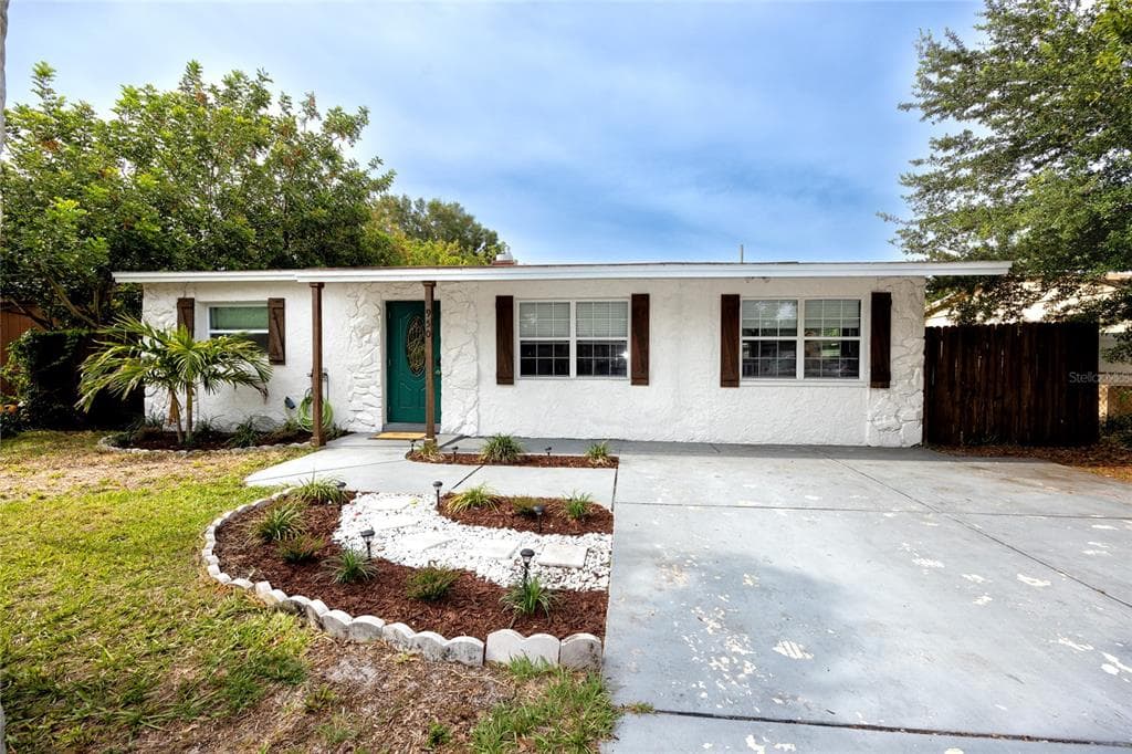6950 78TH AVENUE N PINELLAS PARK, FL 33781