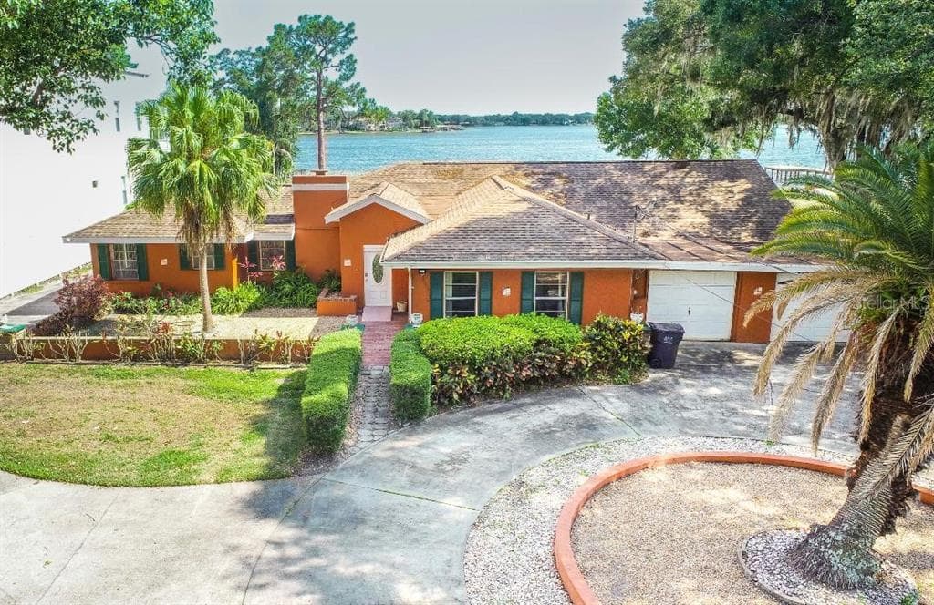 1814 W BEARSS AVENUE TAMPA, FL 33613