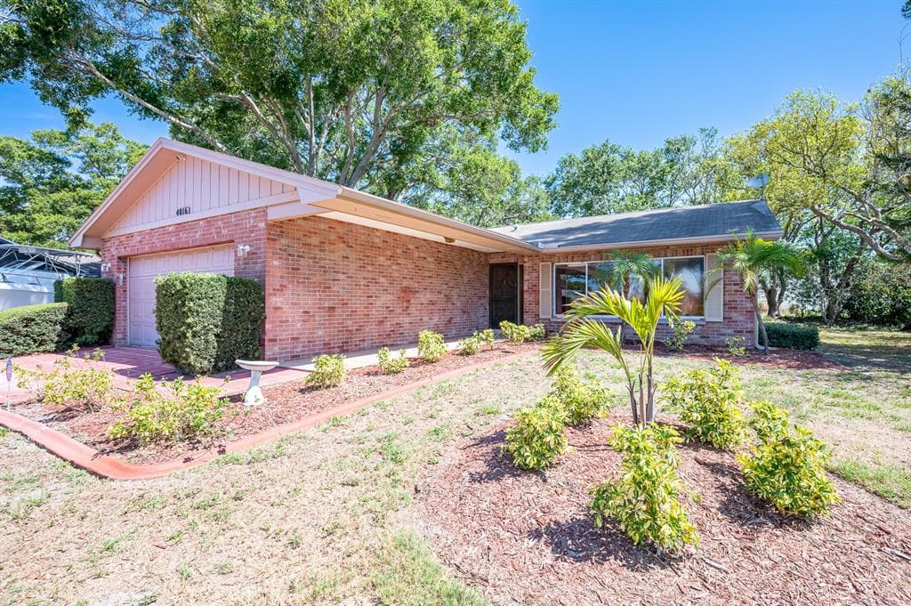 4016 LEXINGTON COURT