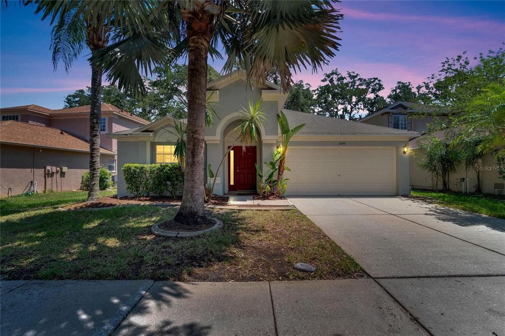 10490 LUCAYA DRIVE TAMPA, FL 33647