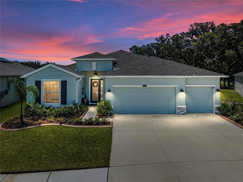 10925 FALLON HAZE CIRCLE SAN ANTONIO, FL 33576