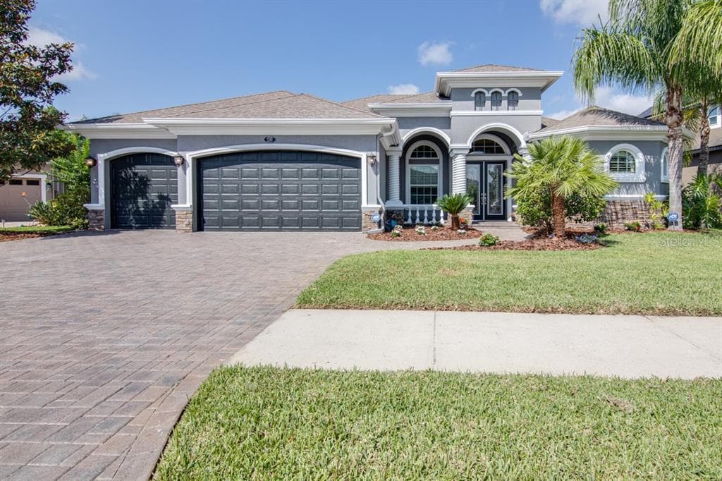 7245 LEAF BLADE LANE WESLEY CHAPEL, FL 33545
