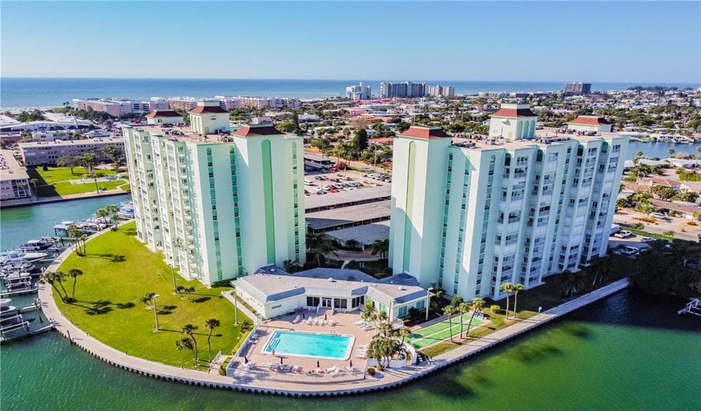 420 64TH AVENUE UNIT 206E ST PETE BEACH, FL 33706