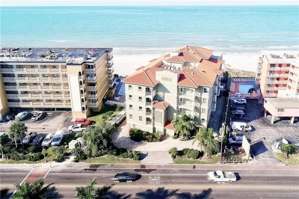 19424 GULF BOULEVARD UNIT 201