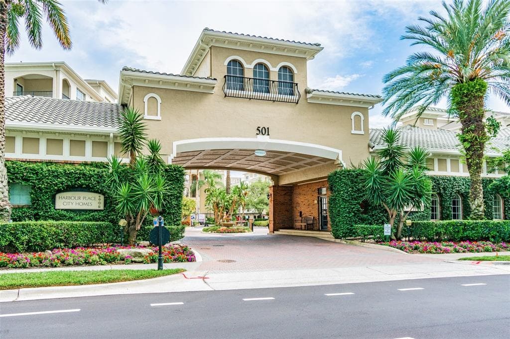 501 KNIGHTS RUN AVENUE UNIT 1126