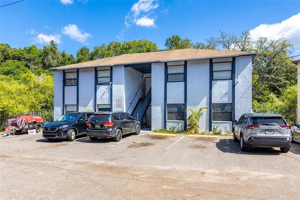 1810 E 143RD AVENUE UNIT 1-4 TAMPA, FL 33613