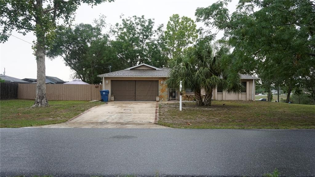 2540 RIM DRIVE SPRING HILL, FL 34609