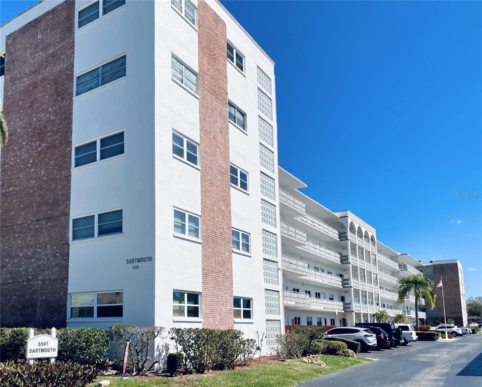 5501 80TH STREET N UNIT 410 ST PETERSBURG, FL 33709