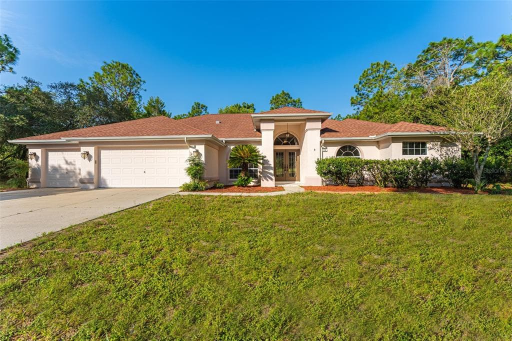 114 OAK VILLAGE BOULEVARD S HOMOSASSA, FL 34446