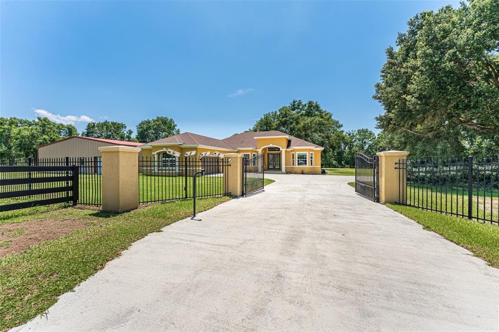 1814 GALLAGHER ROAD DOVER, FL 33527