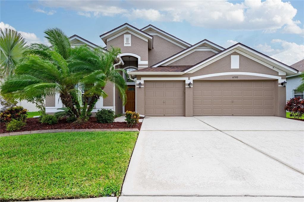 6702 SPARKLING WAY WESLEY CHAPEL, FL 33545