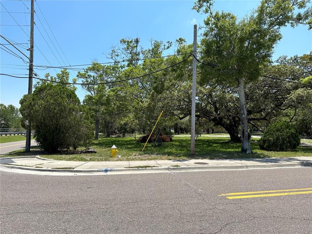 1202 GOODEN CROSSING