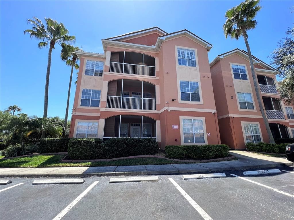 5000 CULBREATH KEY WAY UNIT 4-303 TAMPA, FL 33611