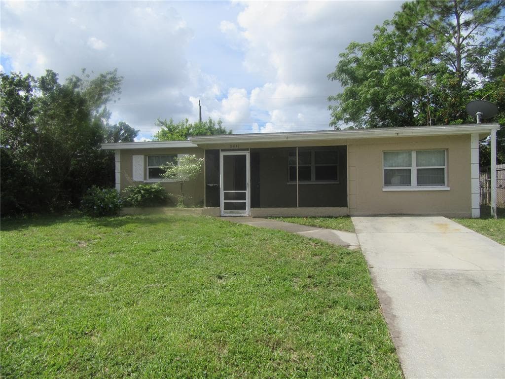 9441 PARK LAKE DRIVE N PINELLAS PARK, FL 33782