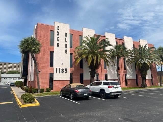 1135 PASADENA AVENUE S UNIT 216 SOUTH PASADENA, FL 33707