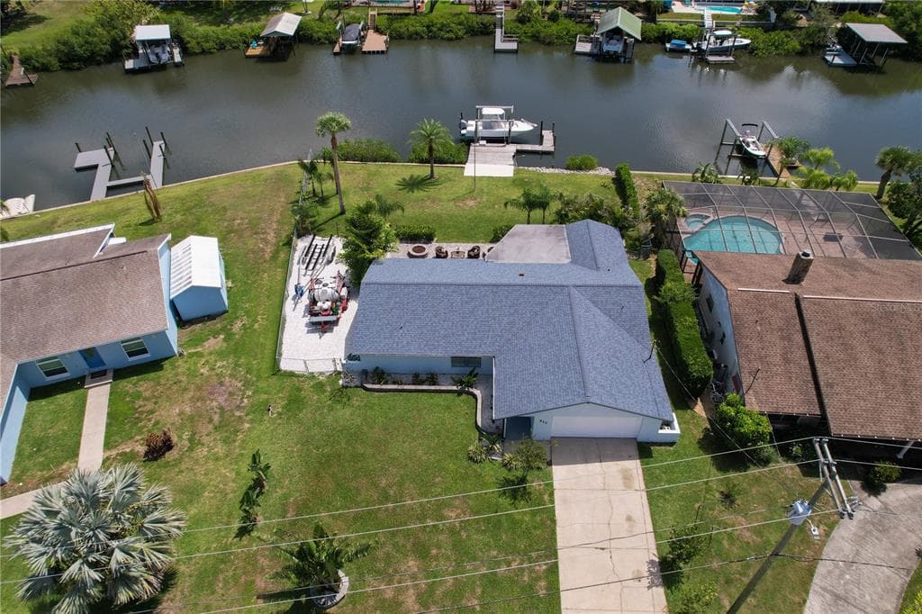317 FLAMINGO DRIVE APOLLO BEACH, FL 33572