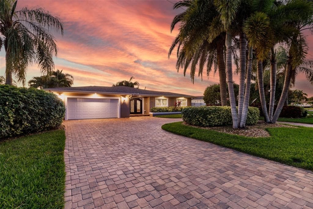 10130 YACHT CLUB DRIVE