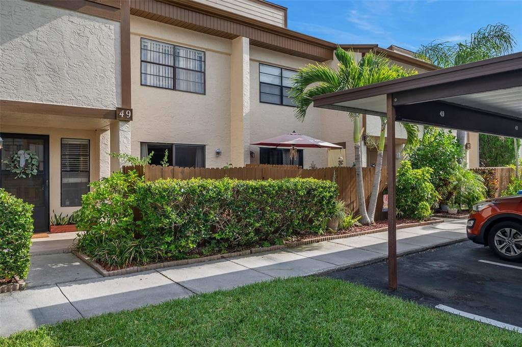 9209 SEMINOLE BOULEVARD UNIT 49 SEMINOLE, FL 33772