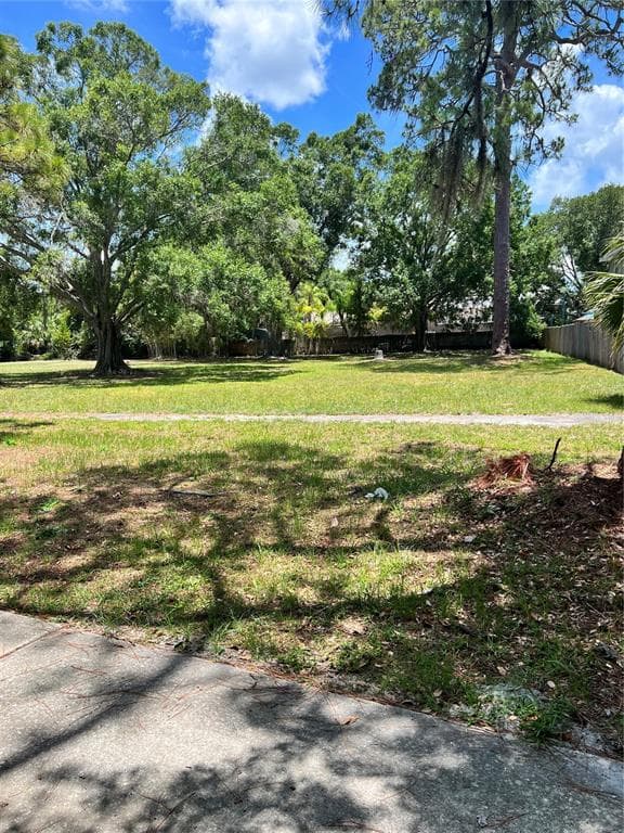 505 SAINT PETERSBURG DRIVE W