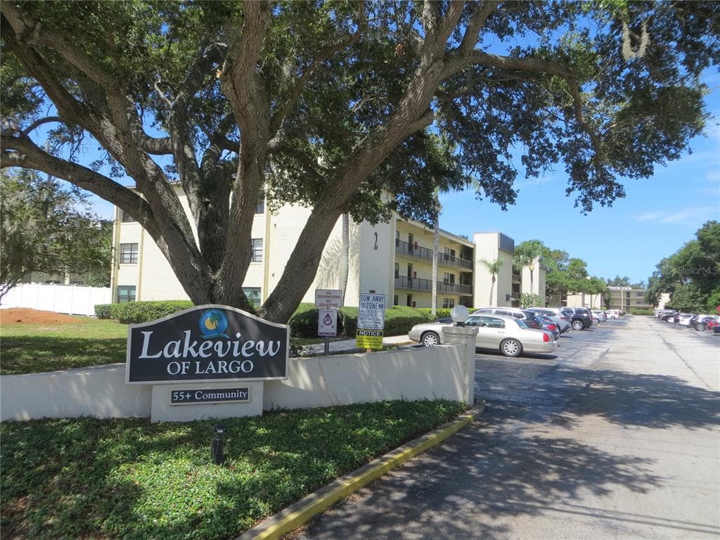 14130 ROSEMARY LANE UNIT 2104 LARGO, FL 33774