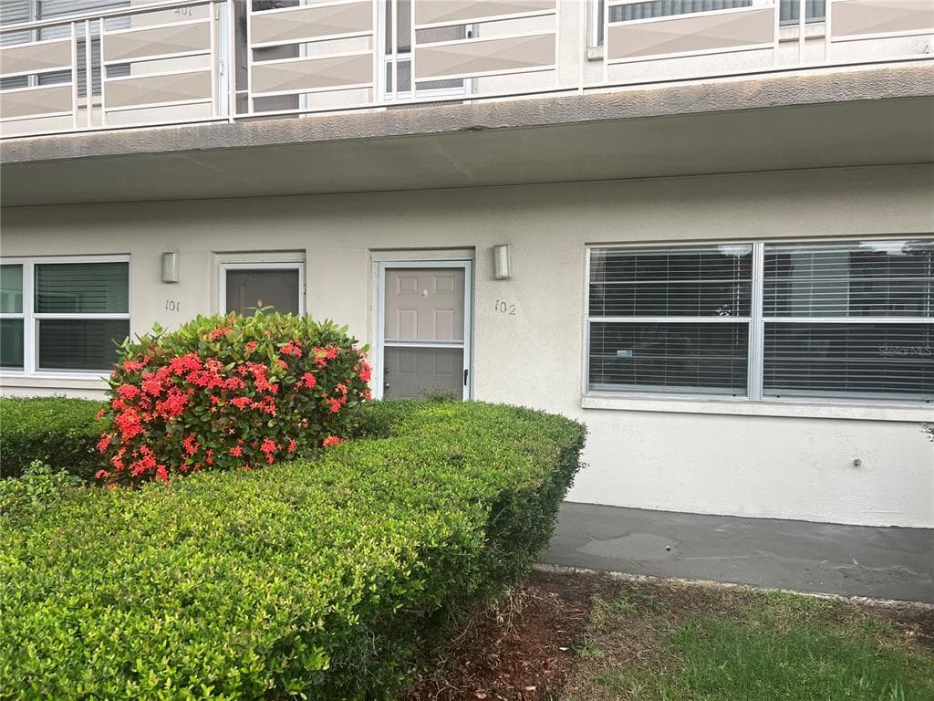 5750 80TH STREET N UNIT A102
