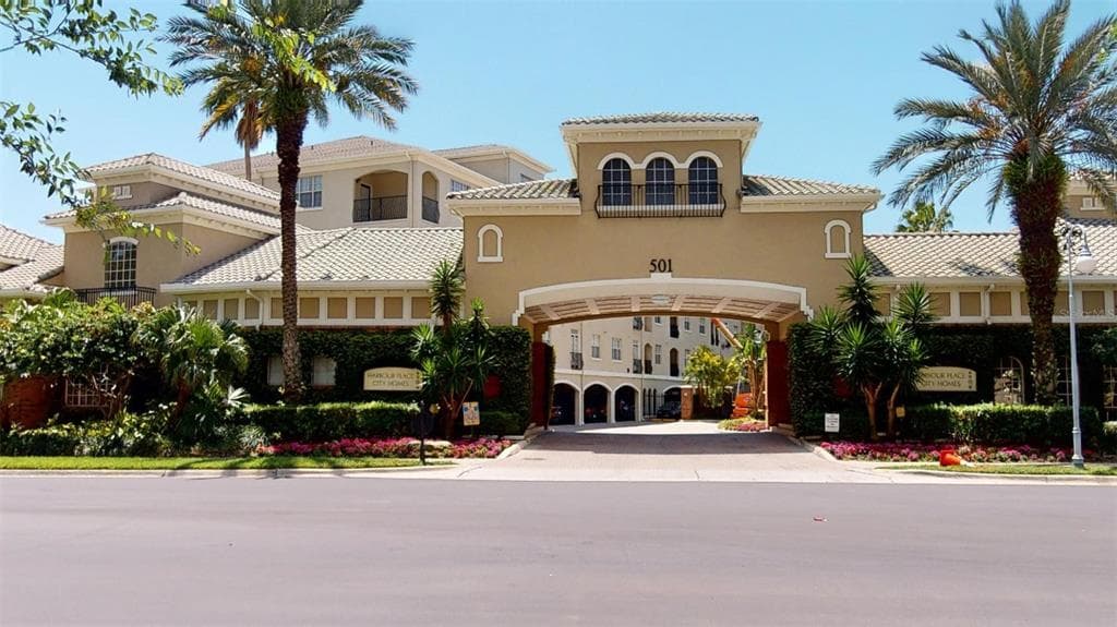 501 KNIGHTS RUN AVENUE UNIT 2320 TAMPA, FL 33602