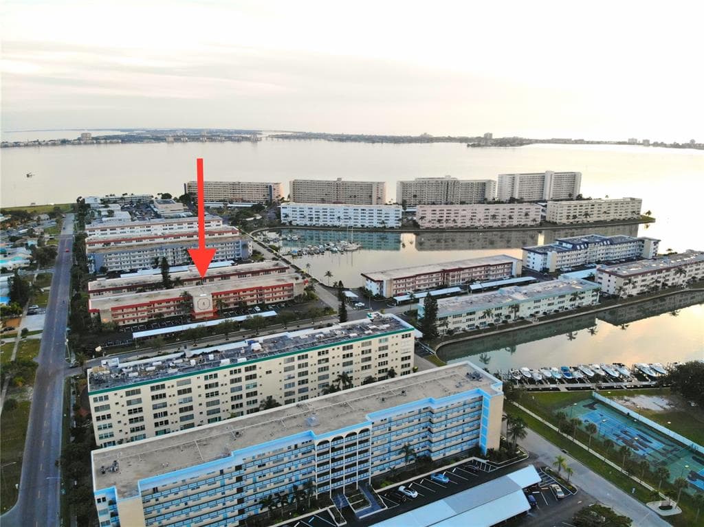 5840 30TH AVENUE S UNIT 205 GULFPORT, FL 33707