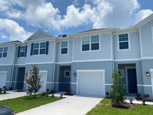 4298 HARBOUR PALM DR. HOLIDAY, FL 34690