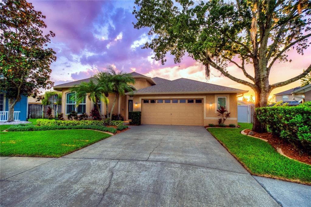1033 JACOB WAY