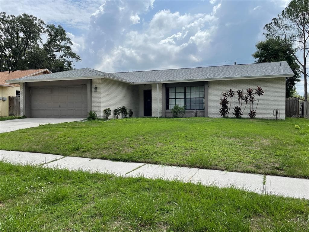 1351 CORNER OAKS DRIVE BRANDON, FL 33510