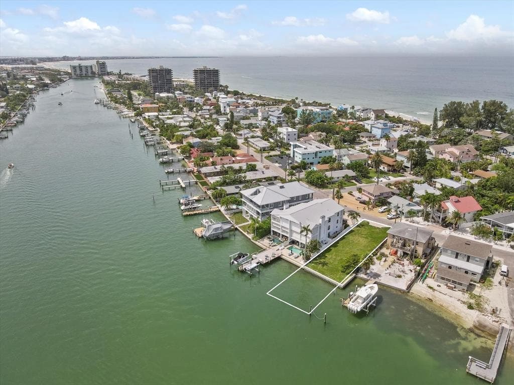 8353 BAYSHORE DRIVE TREASURE ISLAND, FL 33706