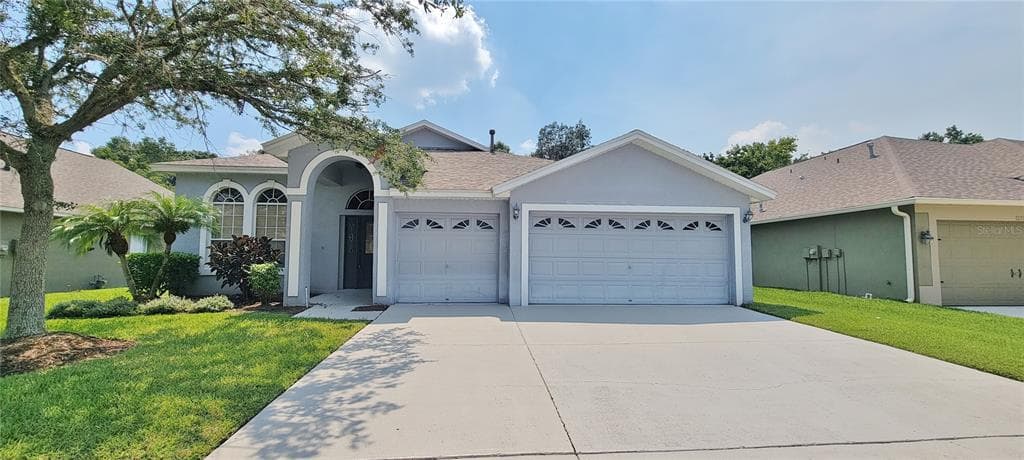 1231 BIG CREEK DRIVE WESLEY CHAPEL, FL 33544